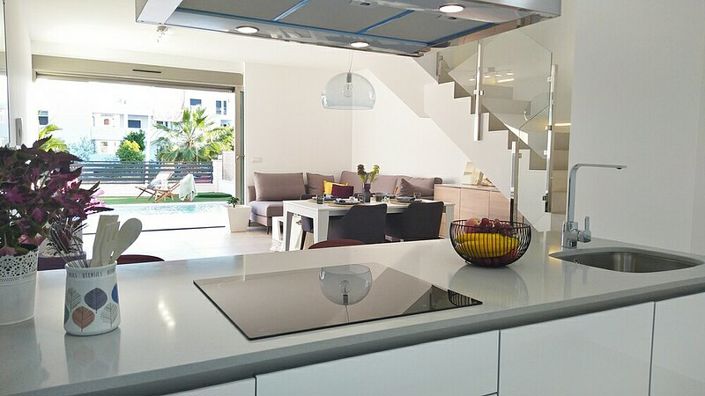 Image No.4-3 Bed Villa for sale