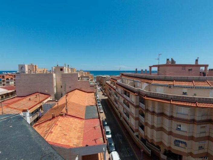 Image No.10-2 Bed Villa for sale