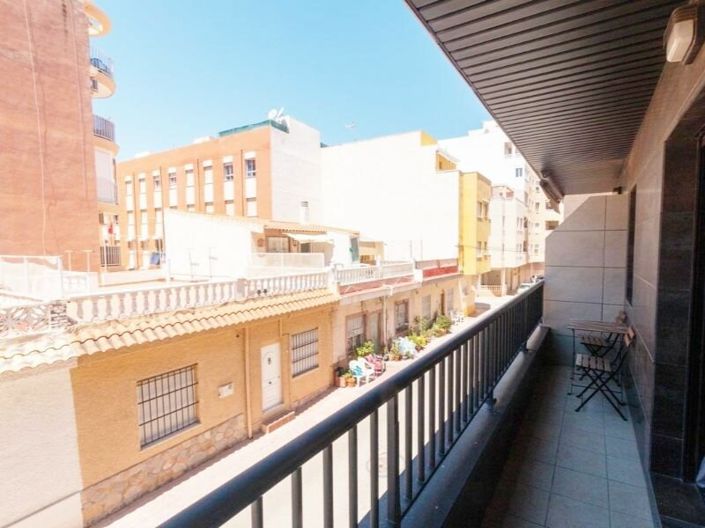 Image No.12-2 Bed Villa for sale