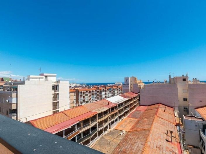 Image No.15-2 Bed Villa for sale