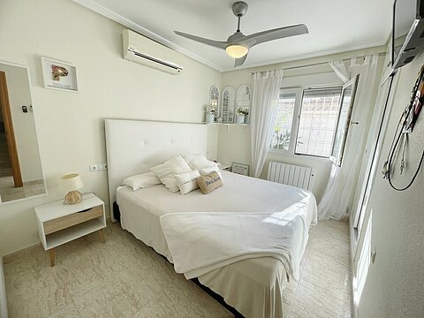 Image No.6-3 Bed Townhouse for sale