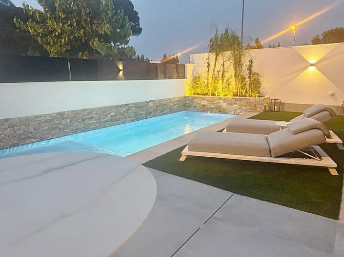 Image No.8-3 Bed Villa for sale