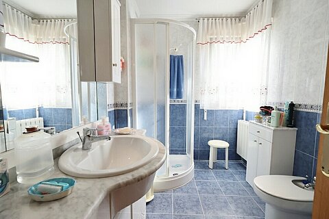 Image No.5-5 Bed Villa for sale