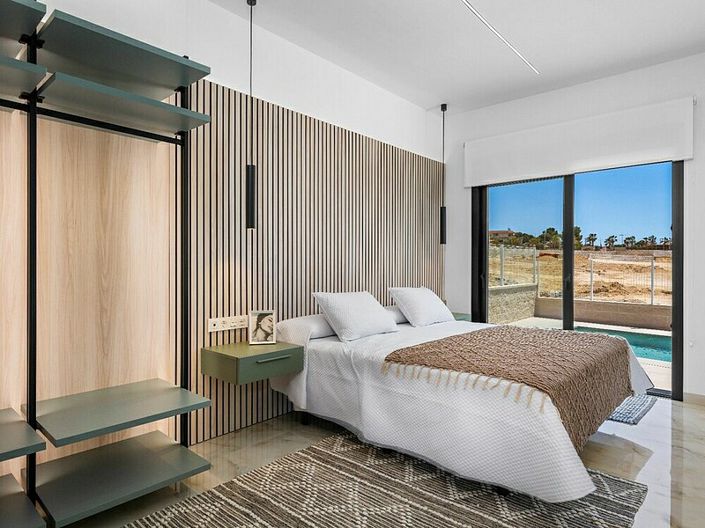 Image No.11-3 Bed Villa for sale