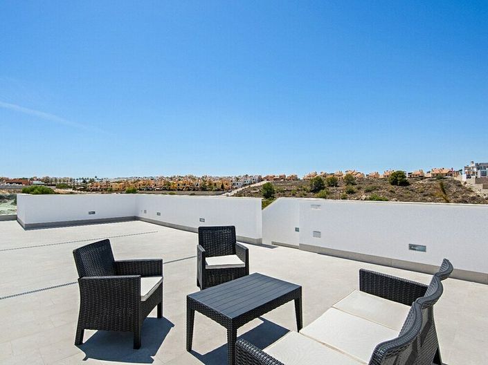 Image No.14-3 Bed Villa for sale