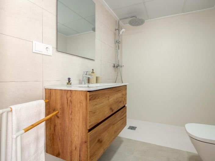 Image No.12-Villa de 2 chambres à vendre à Cox