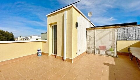 Image No.8-3 Bed Townhouse for sale