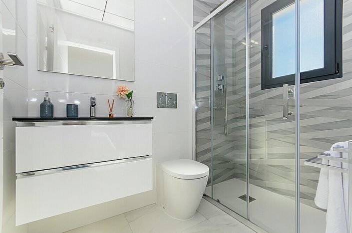 Image No.7-3 Bed Villa for sale