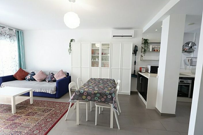 Image No.10-2 Bed Apartment for sale