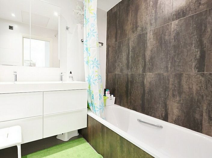 Image No.13-2 Bed Apartment for sale