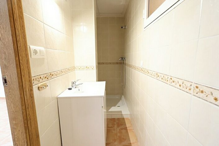 Image No.9-4 Bed Villa for sale