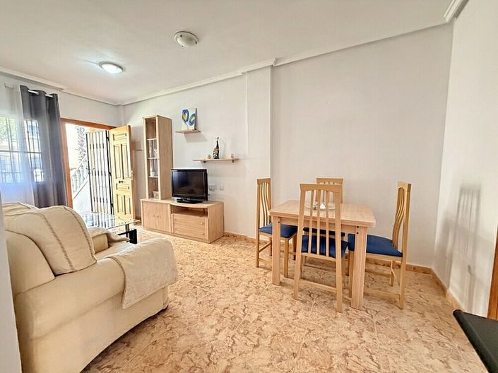 Image No.2-Appartement de 2 chambres à vendre à Villamartin