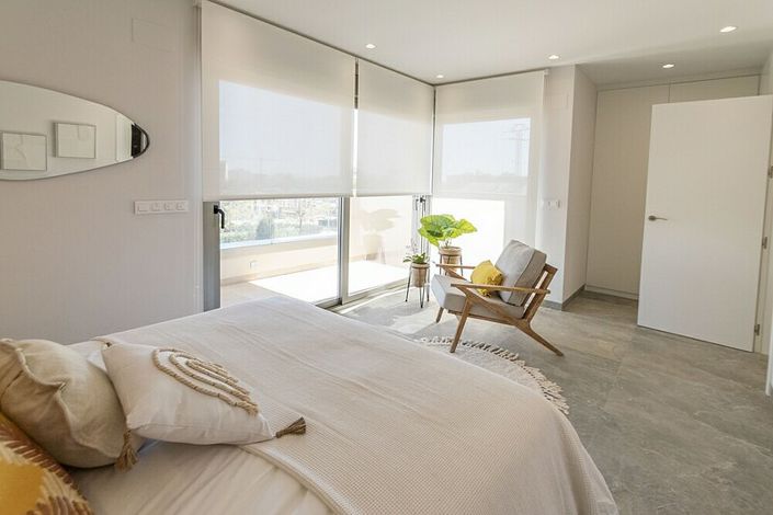 Image No.5-3 Bed Villa for sale