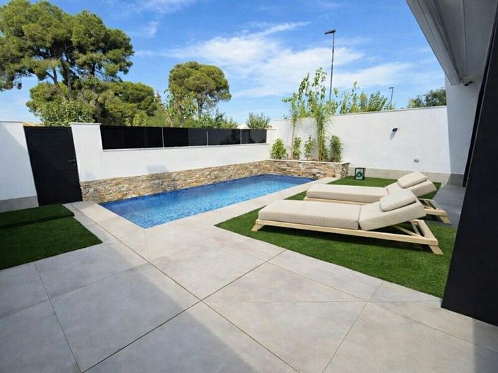 Image No.11-3 Bed Villa for sale