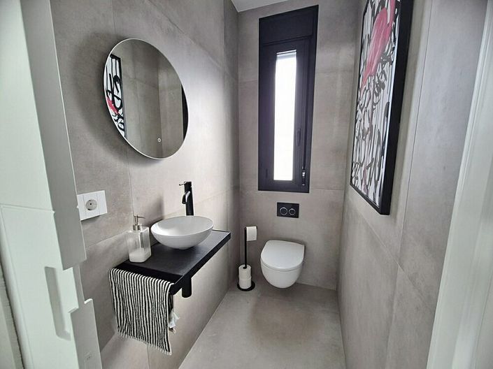 Image No.12-3 Bed Villa for sale