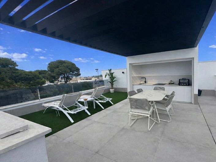 Image No.13-3 Bed Villa for sale