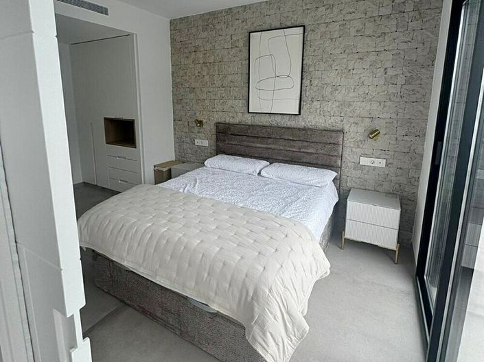 Image No.14-3 Bed Villa for sale