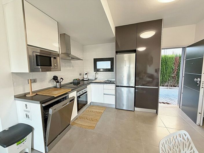 Image No.5-2 Bed Apartment for sale