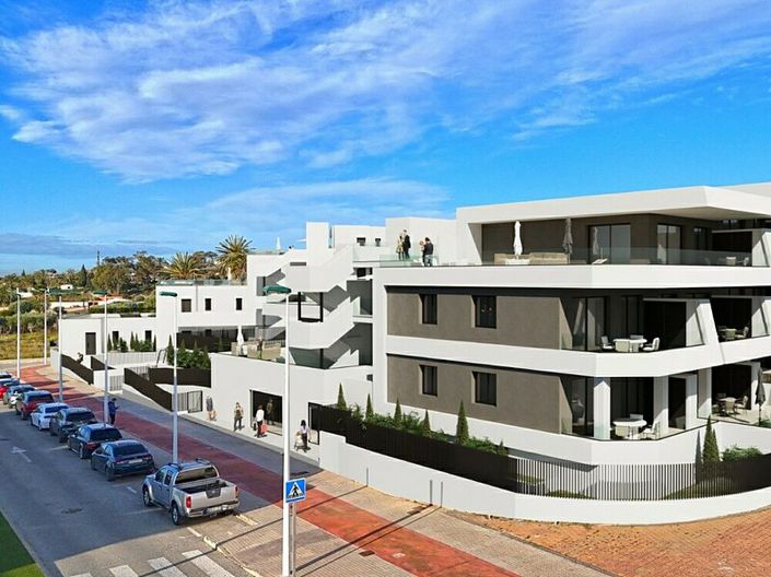 Image No.3-3 Bed Apartment for sale