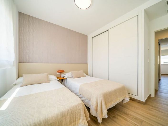 Image No.12-2 Bed Apartment for sale