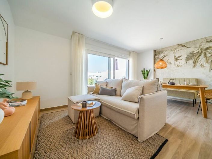 Image No.3-2 Bed Apartment for sale