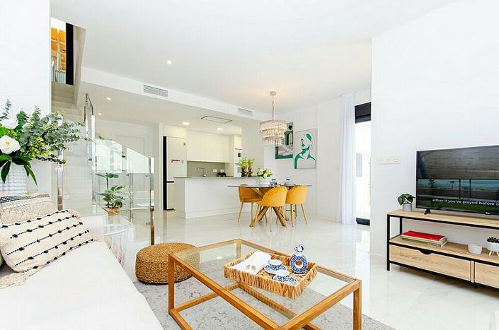 Image No.11-3 Bed Villa for sale