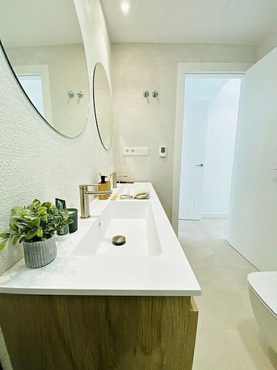 Image No.8-3 Bed Apartment for sale