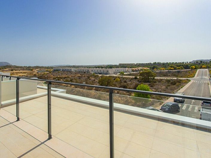 Image No.12-3 Bed Villa for sale