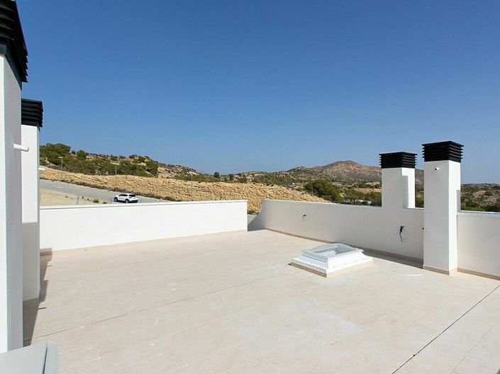 Image No.13-3 Bed Villa for sale