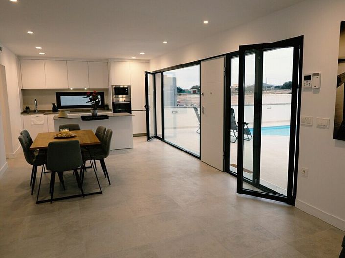 Image No.4-3 Bed Villa for sale