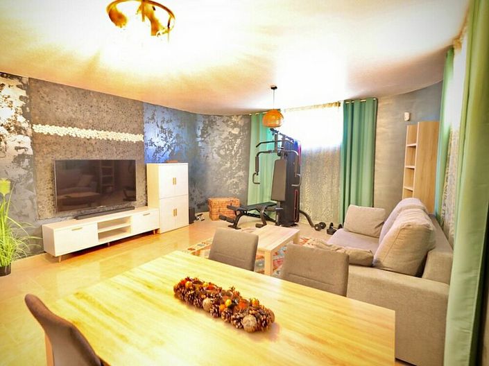 Image No.10-4 Bed Villa for sale