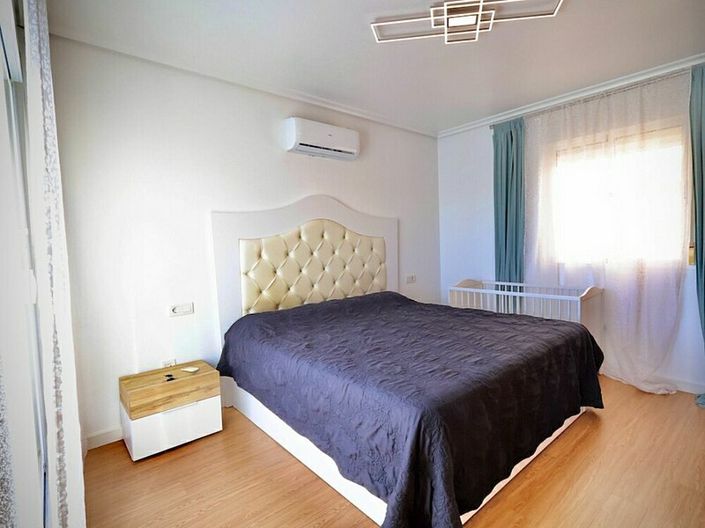 Image No.13-4 Bed Villa for sale