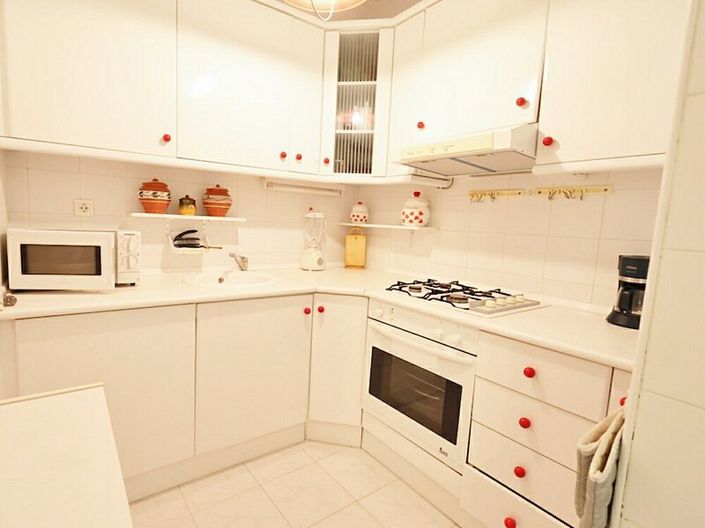 Image No.8-Villa de 4 chambres à vendre à Playa Flamenca