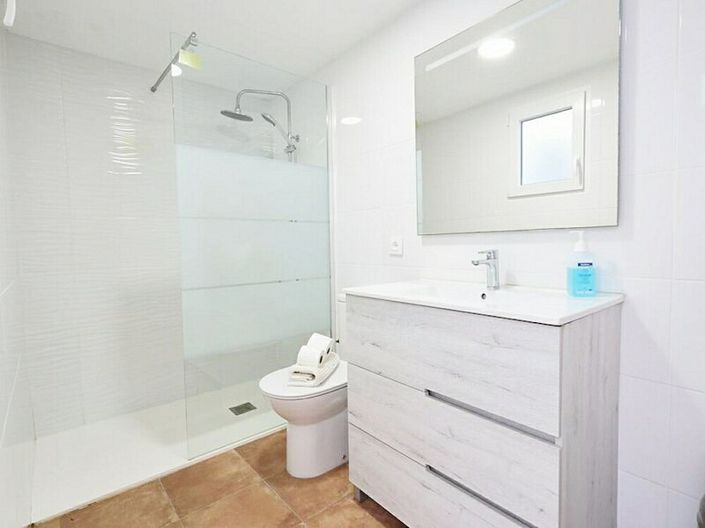 Image No.11-3 Bed Apartment for sale