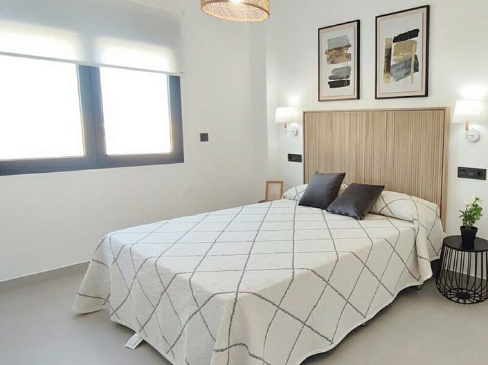 Image No.12-3 Bed Villa for sale