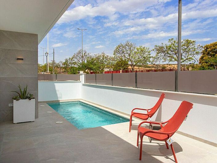 Image No.3-3 Bed Villa for sale