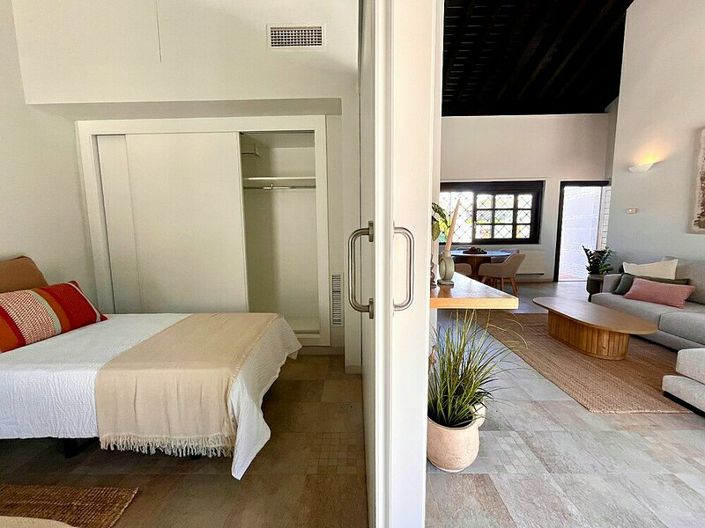 Image No.12-2 Bed Villa for sale