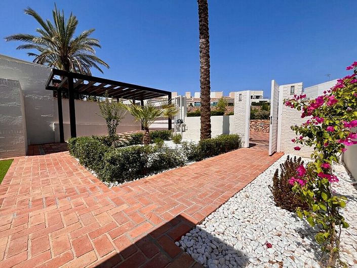 Image No.13-2 Bed Villa for sale