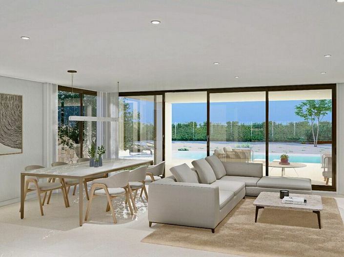 Image No.4-4 Bed Villa for sale