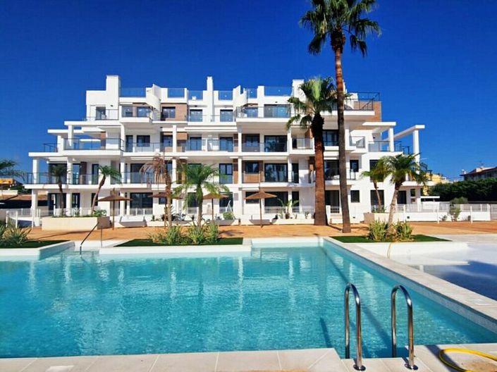 Image No.10-3 Bed Apartment for sale