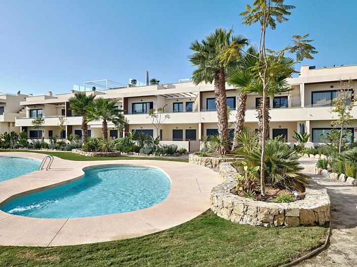 Image No.16-2 Bed Apartment for sale