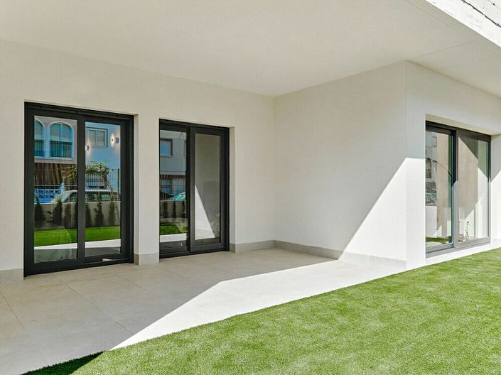 Image No.3-2 Bed Apartment for sale