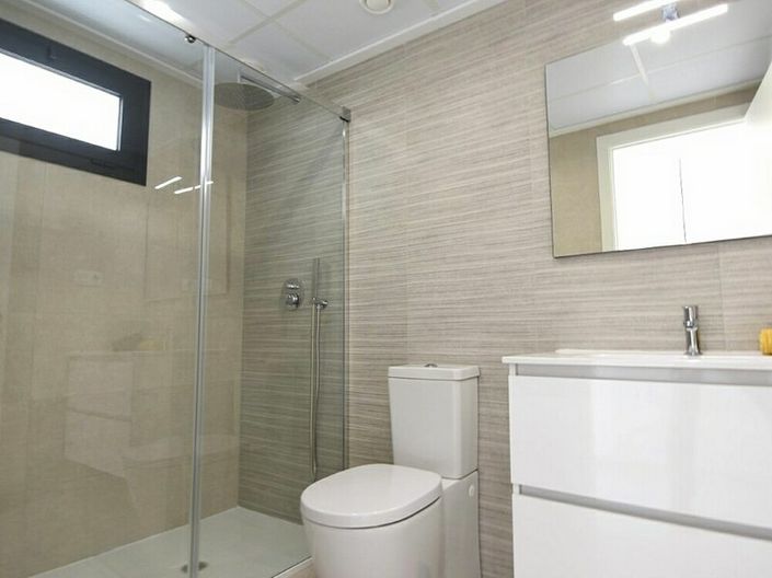 Image No.14-3 Bed Apartment for sale