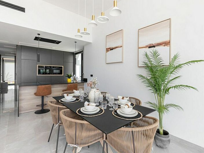 Image No.9-3 Bed Villa for sale