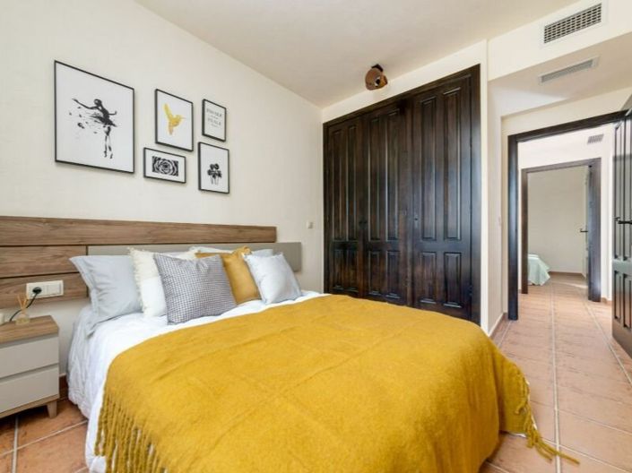 Image No.3-2 Bed Villa for sale