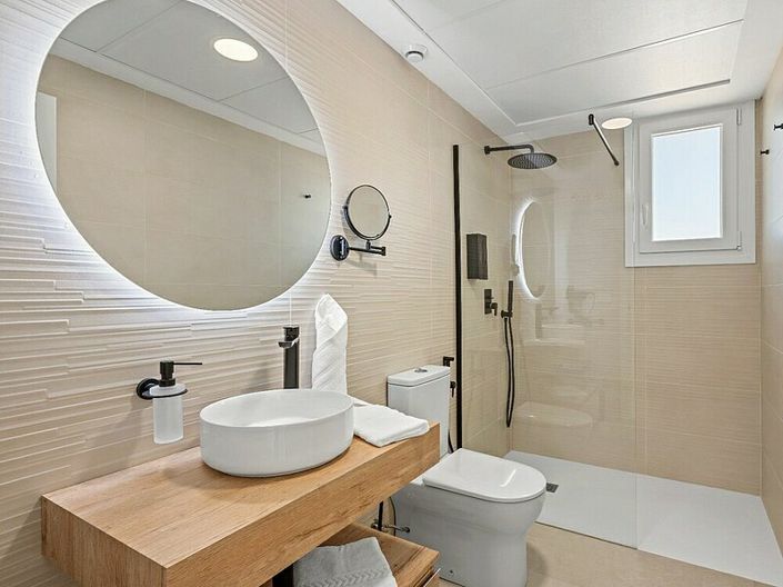 Image No.13-3 Bed Apartment for sale