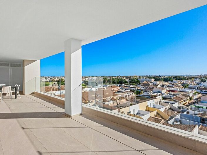 Image No.14-3 Bed Apartment for sale