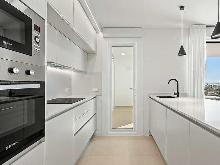 Image No.5-3 Bed Apartment for sale