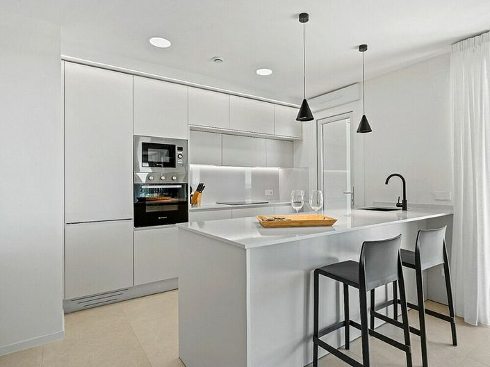 Image No.6-3 Bed Apartment for sale