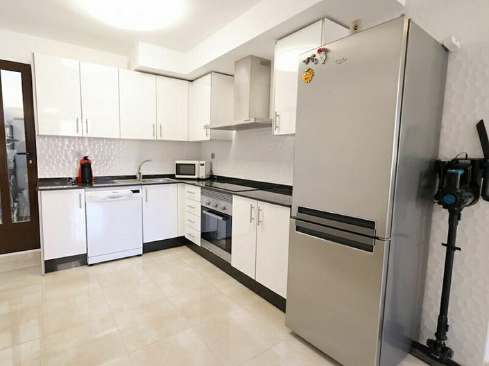 Image No.7-3 Bed Apartment for sale